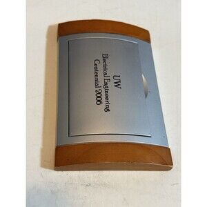 Vintage  2006 , UW Desk Calculator W/Clock and Calendar